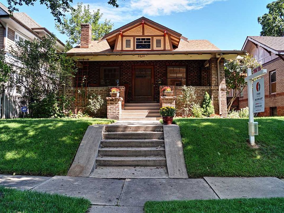 1st image of 2610 Dahlia St