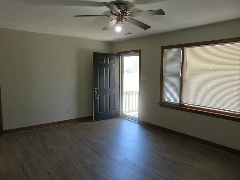 7078 Ann Cabell Ct — Photo 2