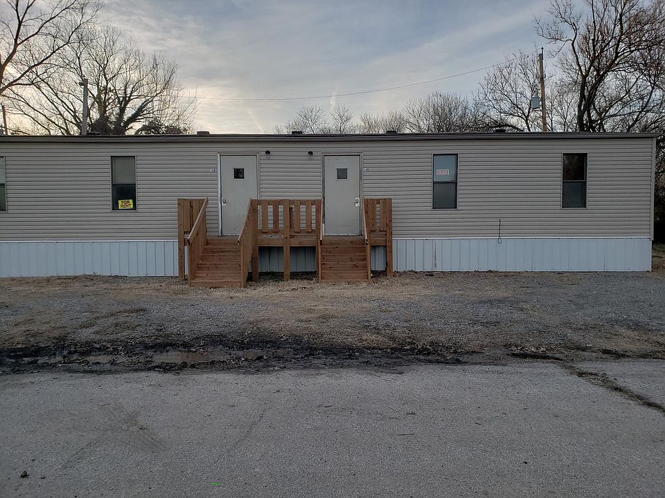 1st image of 140 Deanly Dr
