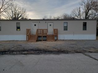 140 Deanly Dr, Pittsburg, KS 66762