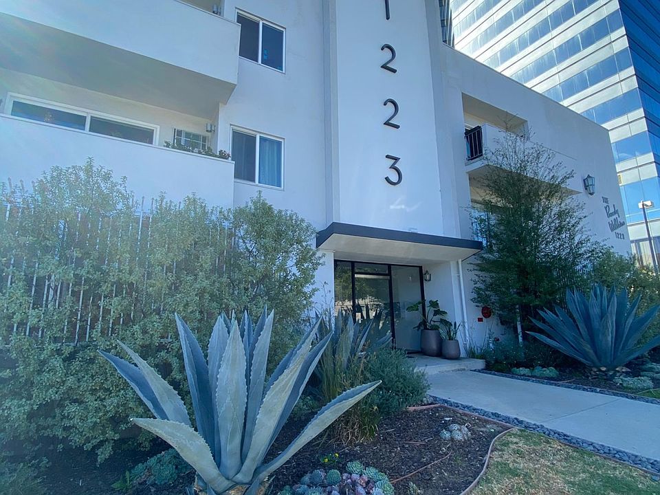 1st image of 1223 S Bundy Dr #304