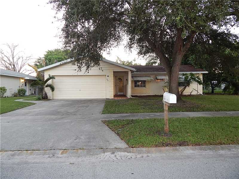 1st image of 556 23rd Ave