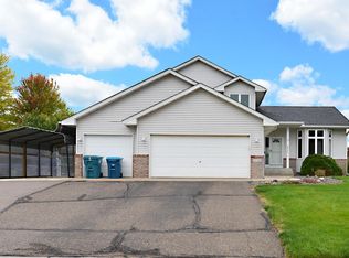 22740 Fawn Trl, Rogers, MN 55374