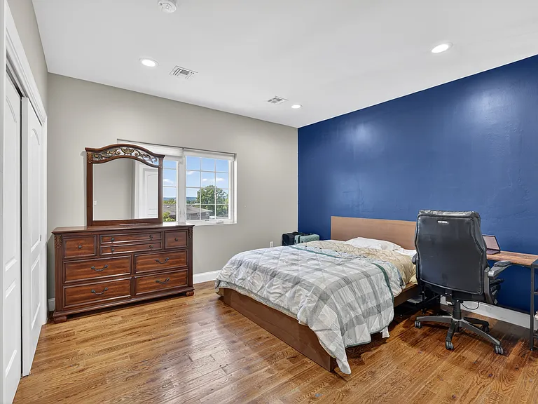 524 Harrison Ave #3 — Photo 17
