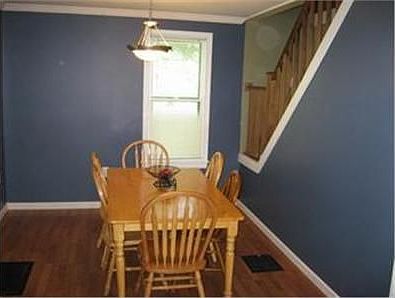 5th image of 80 Elam Ave