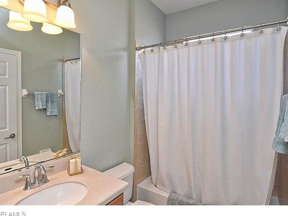 3rd image of 21621 Belvedere Ln