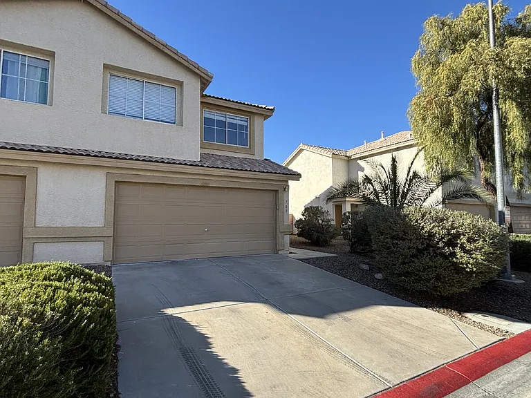 709 Spotted Eagle St — Photo 1