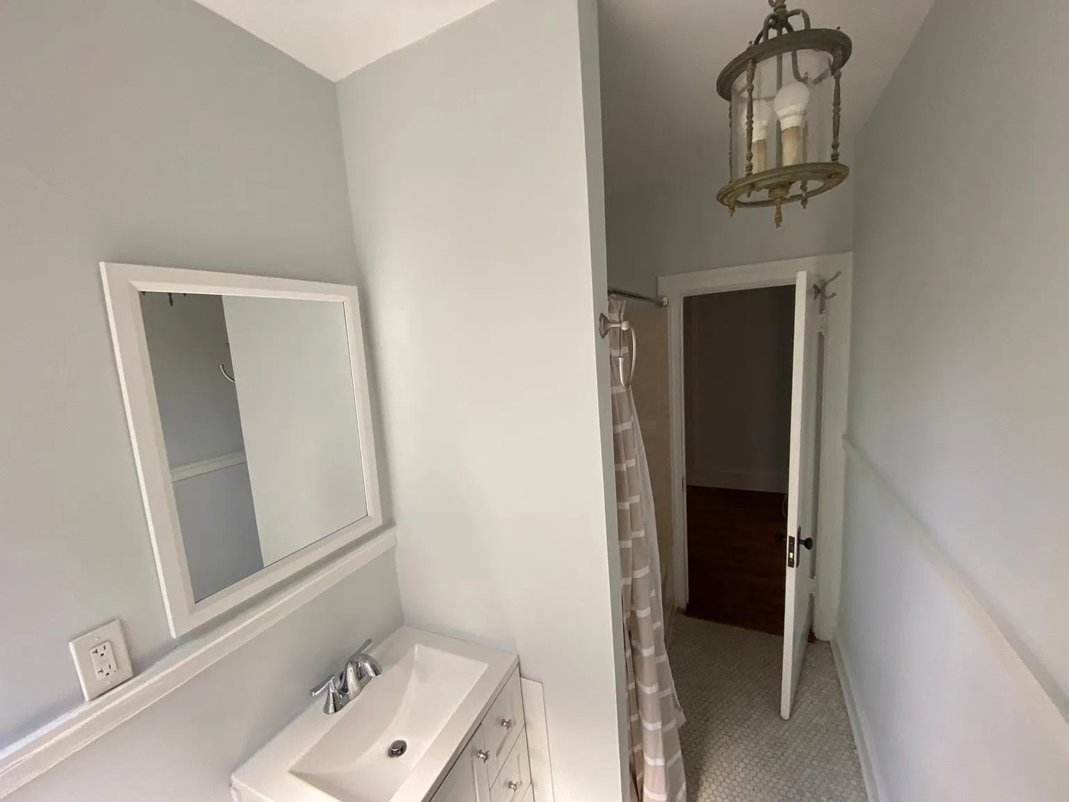 2227 20th St NW — Photo 3