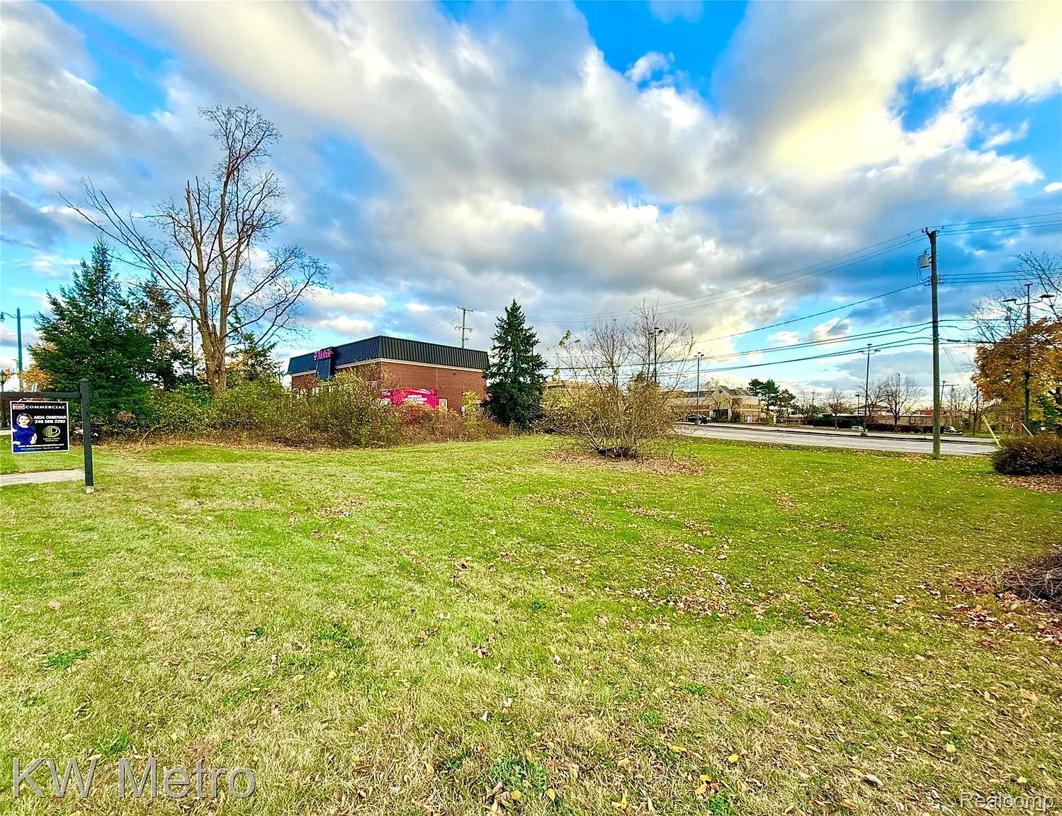 12-13 Novi Rd photo 1