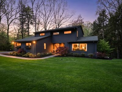 146 Brooks Rd, Longmeadow, MA, 01106