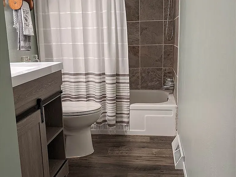 1124 Lilac Ln #2 — Photo 19