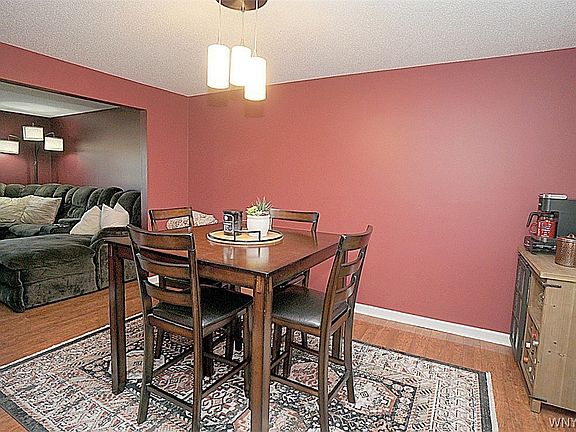2nd image of 3588 Fox Run Dr