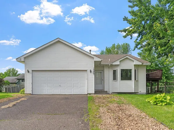 10667 56th St NE, Albertville, MN 55301