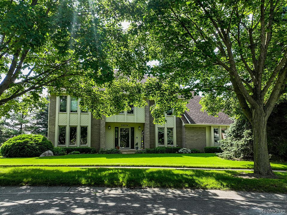 1st image of 24254 Warrington Ct