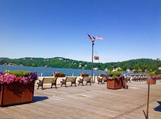 102 Wagon Wheel Rd, Sparta, NJ 07871