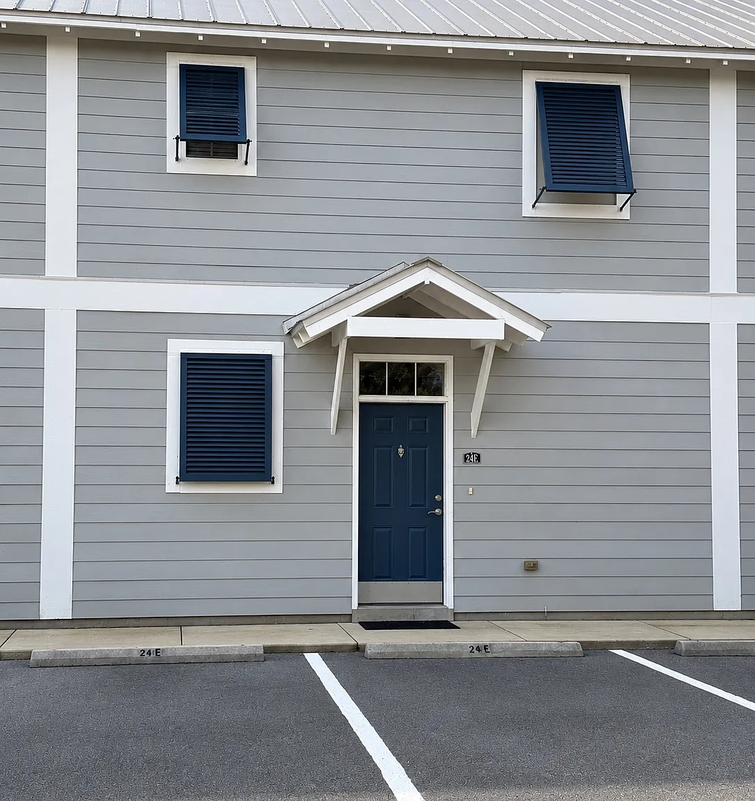 24 Talon Ct — Photo 1
