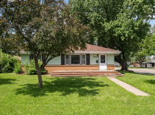 8200 16th Ave S, Bloomington, MN 55425