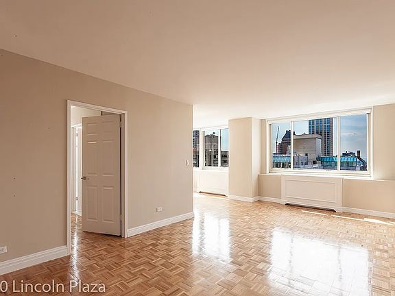 3rd image of 30 W 63rd St APT 30L