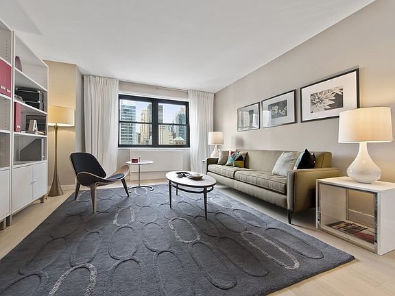 4th image of 222 E 39th St APT 13B