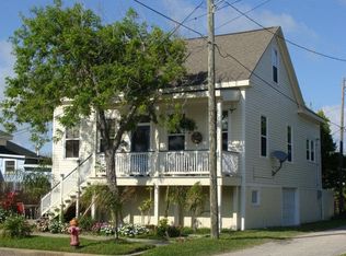 1512 19th St, Galveston, TX 77550