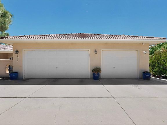 3rd image of 2040 Calle Pajaro Azul NW
