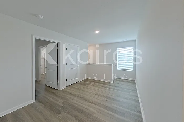 134 Inez Ave — Photo 15