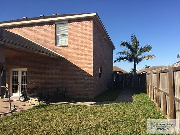 4th image of 7554 Laurel Ave
