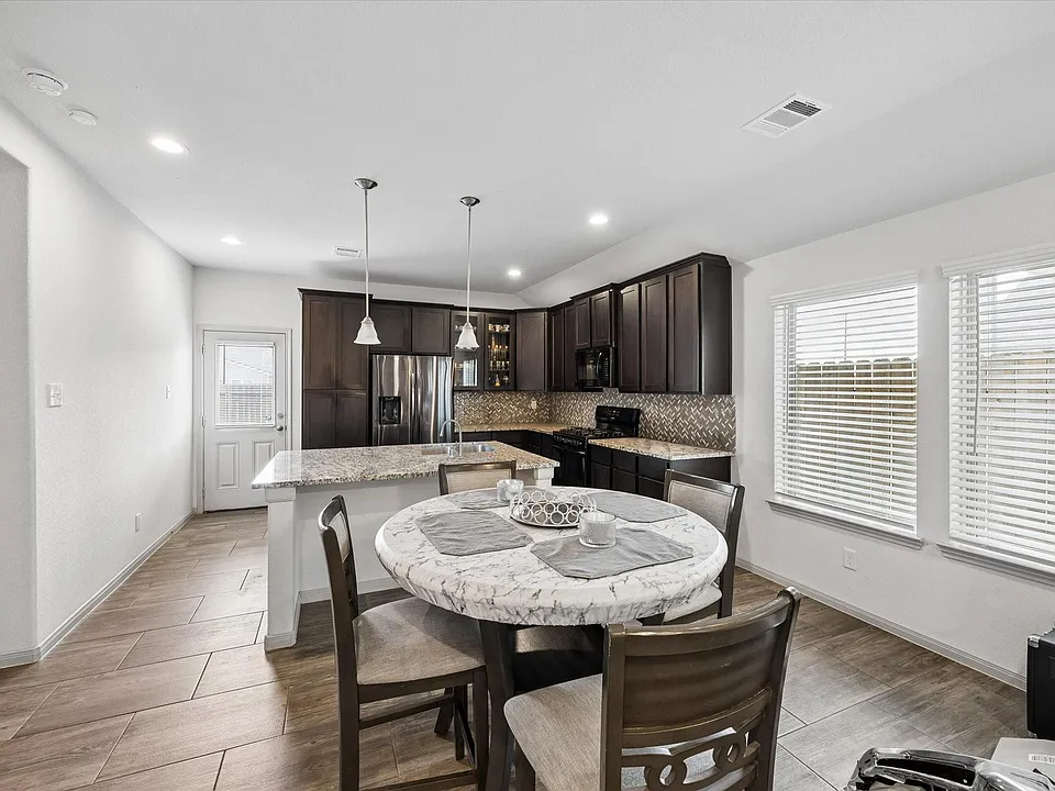 7931 Tuscan Cypress Dr
