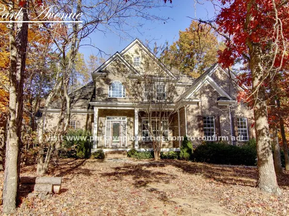 9024 Penstemons Dr, Charlotte, NC 28215