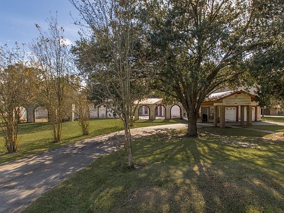 2nd image of 38557 Arrowhead Dr