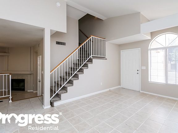 5th image of 913 N Blackbird Dr