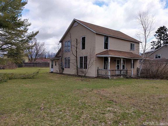 4th image of 242 & 244 N Maple St