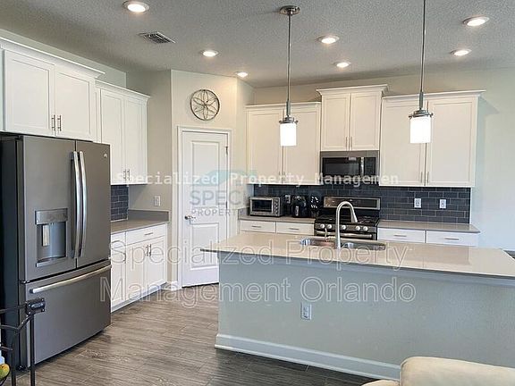 4th image of 15208 Night Heron Dr