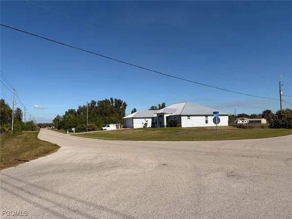 1111 Carl Ave, Lehigh Acres, FL 33971