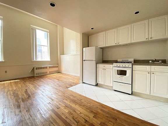 2nd image of 329 E 63rd St APT 4G