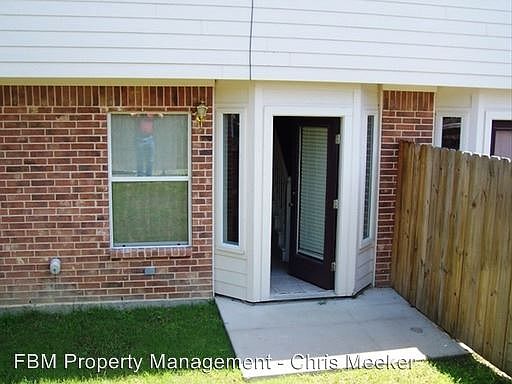 4th image of 701 N Clay St