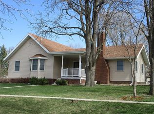411 Sherman St, Wayne, NE 68787