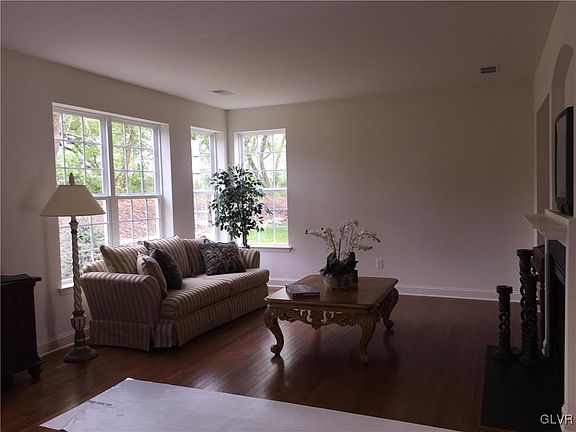 4th image of 2745 W 102 Homestead Dr
