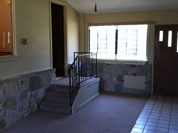 4th image of 3001 N Bryant Ave
