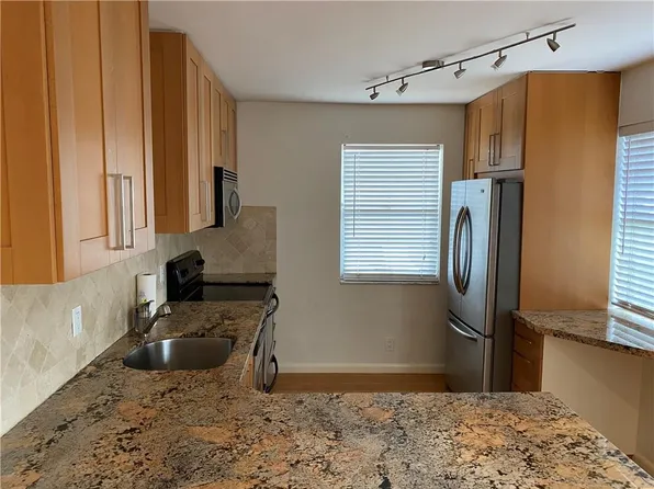 713 SE 18th St, Fort Lauderdale, FL 33316