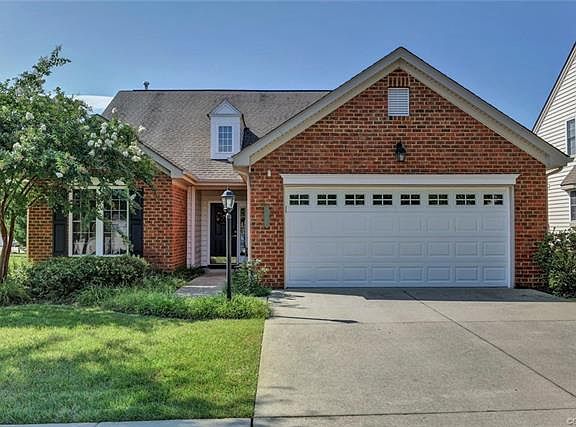 2nd image of 3401 Edwardsville Dr