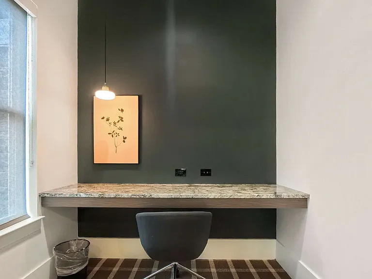 Zoom Room