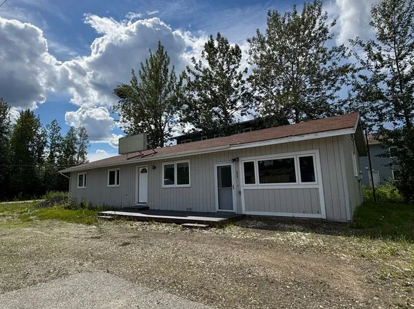 213 Yukon Dr, North Pole, AK 99705