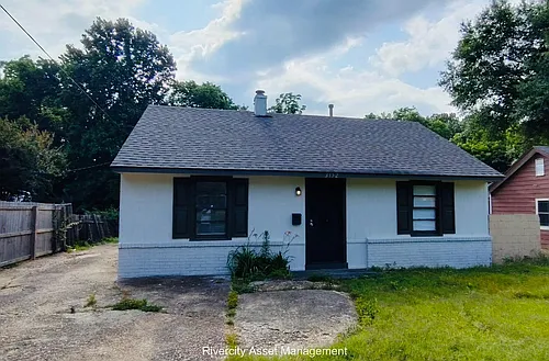 3152 Ford Rd Photo 1