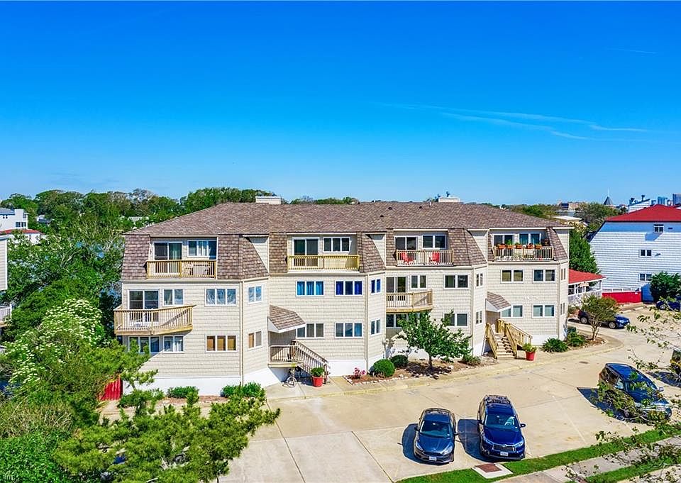 1st image of 235 Lake Dr