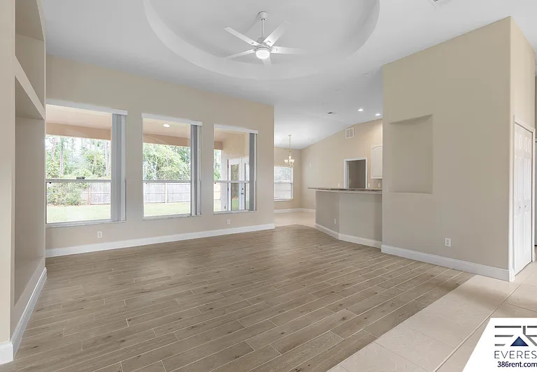 19 Webwood Pl — Photo 8
