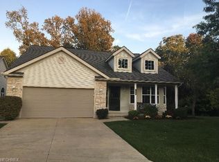 8639 Primrose Ln, Macedonia, OH 44056