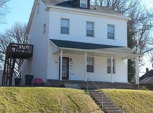 112 S 8th St, Belleville, IL
