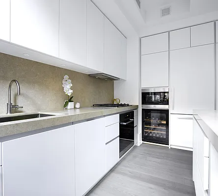 Sold by Compass | media 5