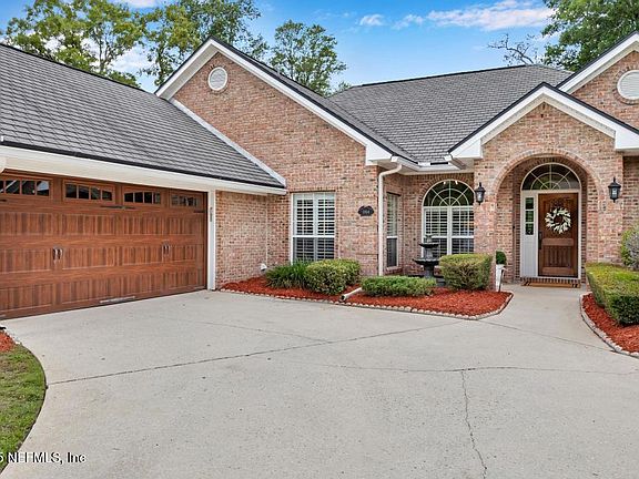 5th image of 1104 CREEKWOOD Way